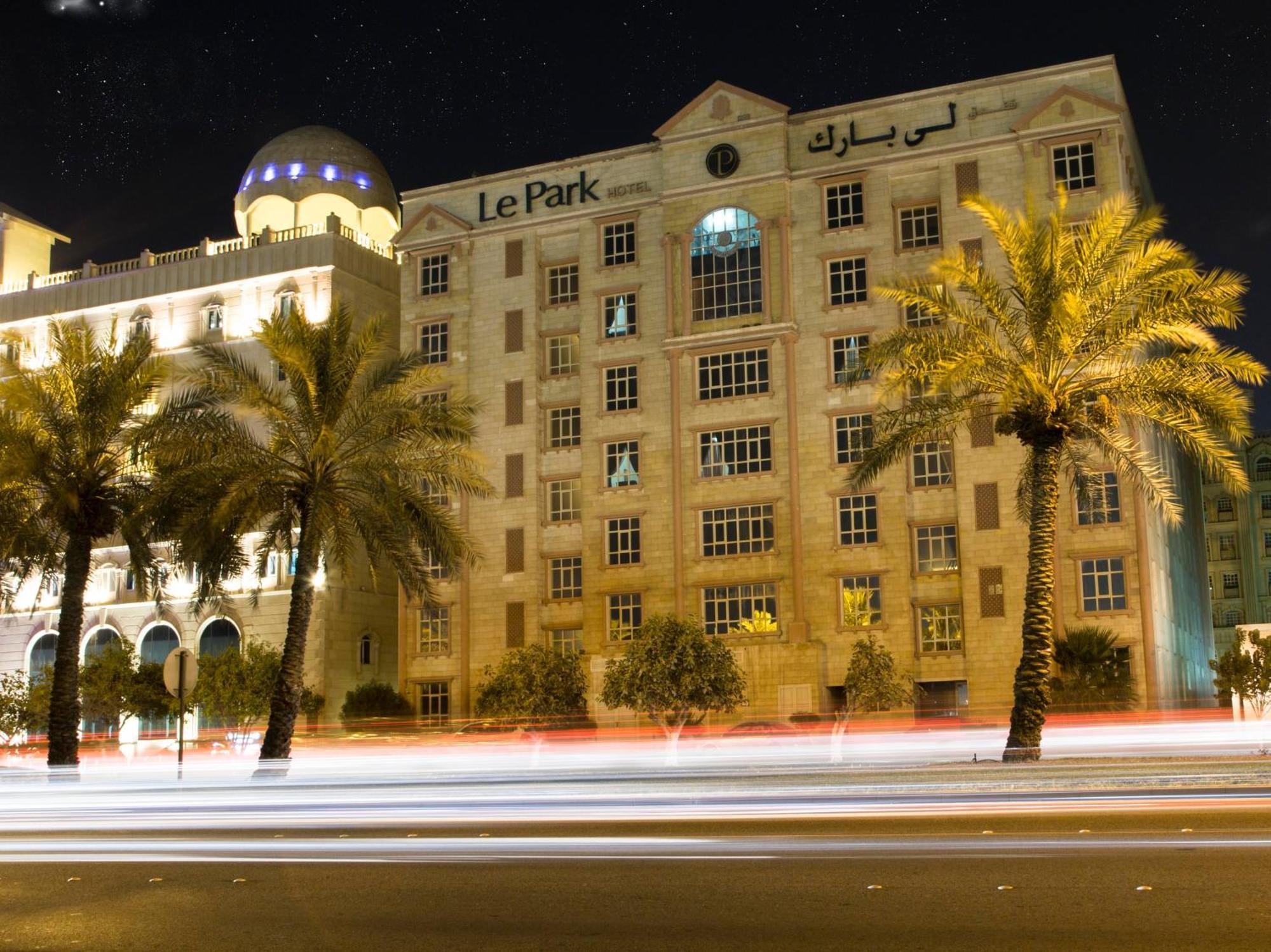 Le Park Hotel Doha Exterior foto